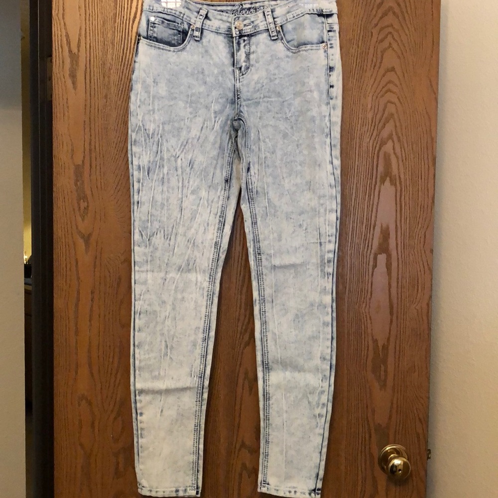 Revolt Jeans